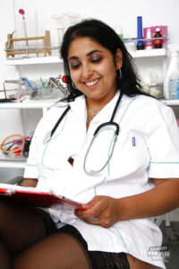 Doctor ka nange photos